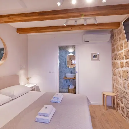 Gasthuis Live Laugh Love Old Town Dubrovnik